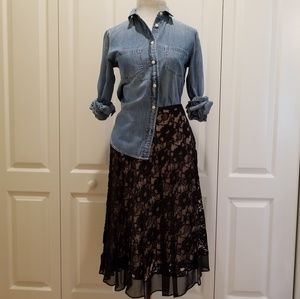 Classic Lace Midi Skirt